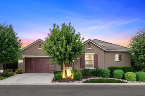 3513 Knightsbridge Ln, Clovis, CA 93619