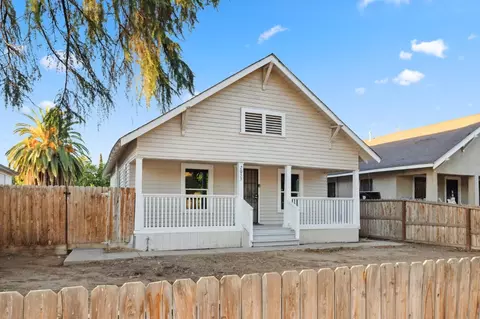 2053 E Harvey Ave, Fresno, CA 93701