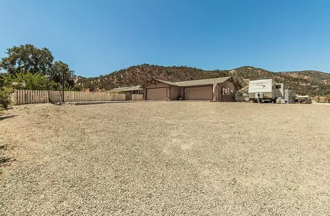 28979 Burrough Valley Rd, Tollhouse, CA 93667