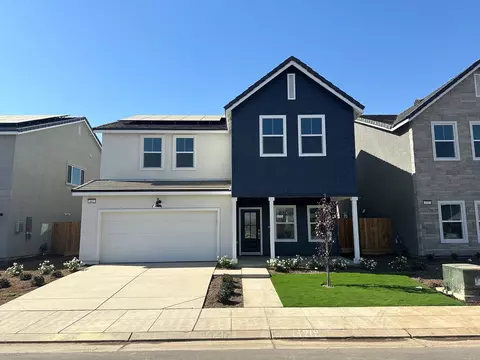 862 Atlantica Dr S #212, Madera, CA 93636