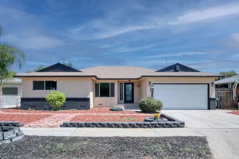 6340 N 4th St, Fresno, CA 93710