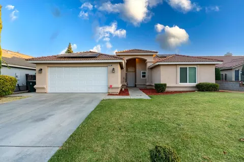 3377 Cambria Ave, Madera, CA 93637