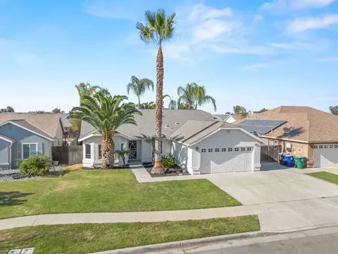3924 W Paloma St, Riverdale, CA 93656