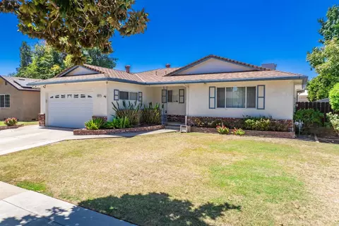 6527 N Spalding Ave, Fresno, CA 93710
