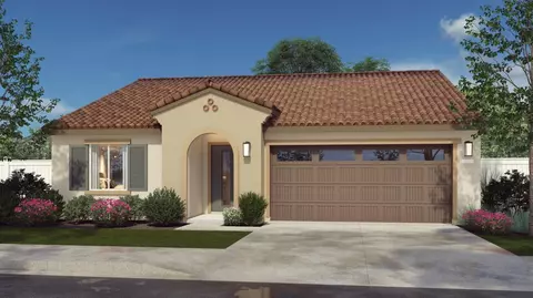 1174 Royalty Way W, Madera, CA 93636