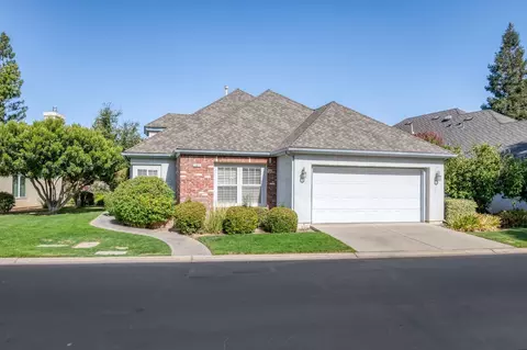 3002 W Wellington Ln, Fresno, CA 93711