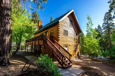 41160 Windwood Ln, Shaver Lake, CA 93664