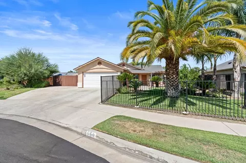 650 Cherry Ave, Sanger, CA 93657