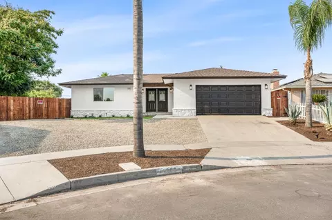 4869 E Vassar Ave, Fresno, CA 93703