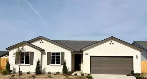 13252 Fifth St #LOT 30, Parlier, CA 93648