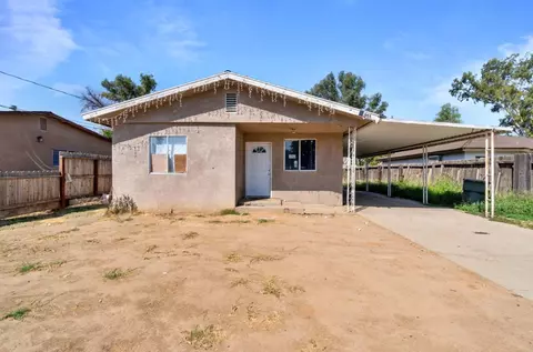 4951 N Lola Ave, Fresno, CA 93722