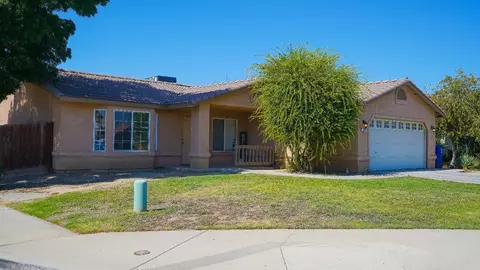 115 Boardagary Ln, Coalinga, CA 93210