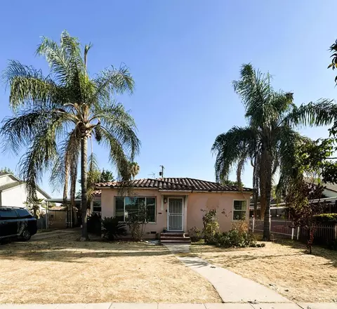 3942 E Townsend Ave, Fresno, CA 93702