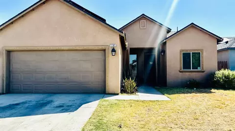 195 SE Knox Ct SE, Madera, CA 93638