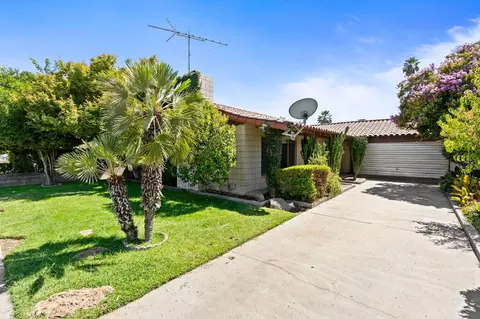 605 W Hedges Ave, Fresno, CA 93728