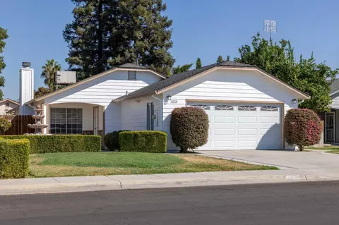 1211 Warkentin St, Kingsburg, CA 93631