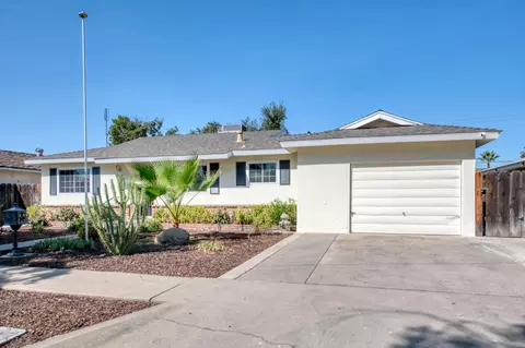 3737 Rowell, Fresno, CA 93726
