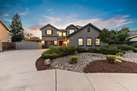 3362 Greenfield Ave, Clovis, CA 93611