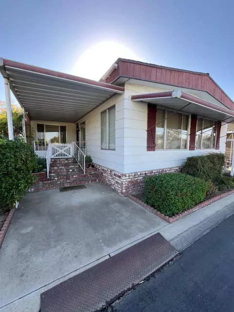 2706 W Ashlan Ave #150, Fresno, CA 93705