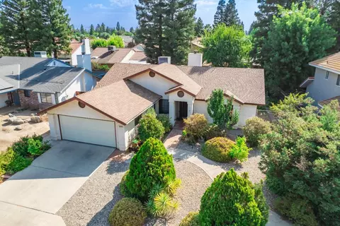 9408 N Boyd Ave, Fresno, CA 93720