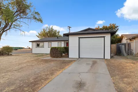27119 Stanford Ave, Madera, CA 93637
