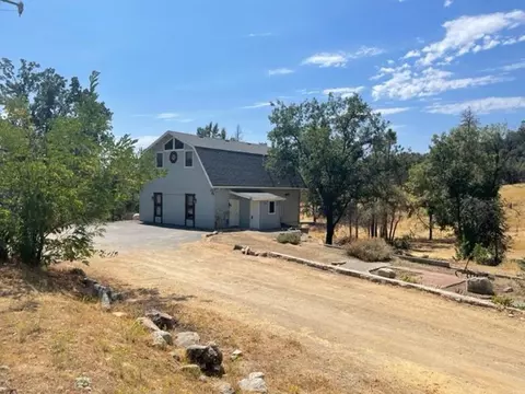 32858 De Na Ln, North Fork, CA 93643
