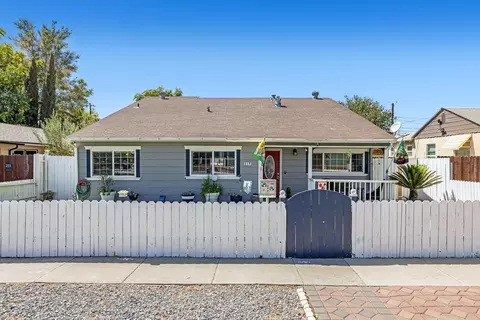 217 Grant St, Coalinga, CA 93210