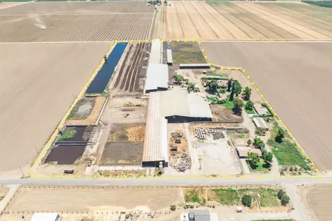 16499 Colony Rd, Lemoore, CA 93245