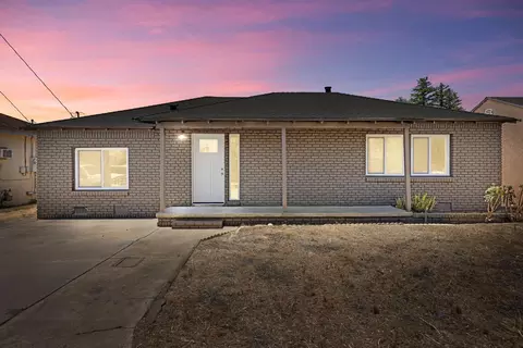 1742 Madera Ave, Dos Palos, CA 93620