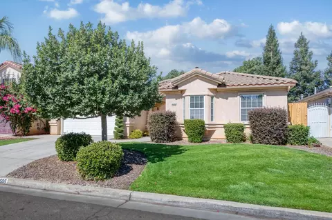 9585 N Woodrow Ave, Fresno, CA 93720