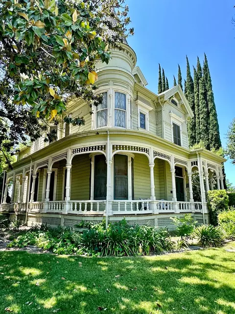 408 W 25th, Merced, CA 95340