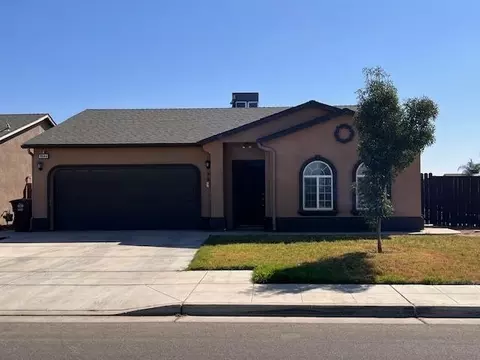 8644 Foothill Ave, Parlier, CA 93648