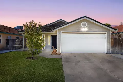 2185 N Antioch Ave, Fresno, CA 93722