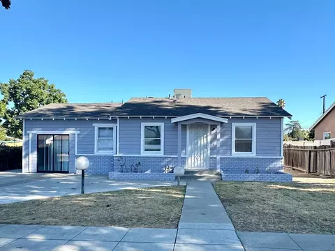 3423 E Hammond Ave, Fresno, CA 93703
