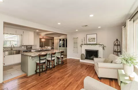 2530 16th Ave, Kingsburg, CA 93631