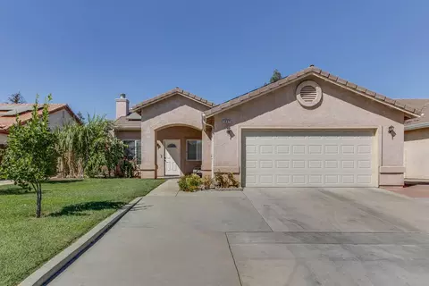 5457 E Kaviland Ave, Fresno, CA 93727