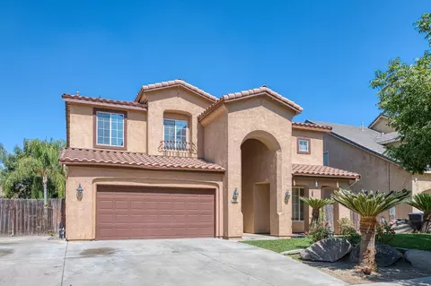 4144 W Harold Ct, Visalia, CA 93291