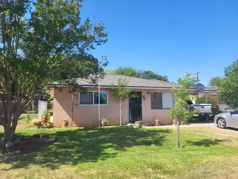 470 W Pinedale Ave, Pinedale, CA 93650