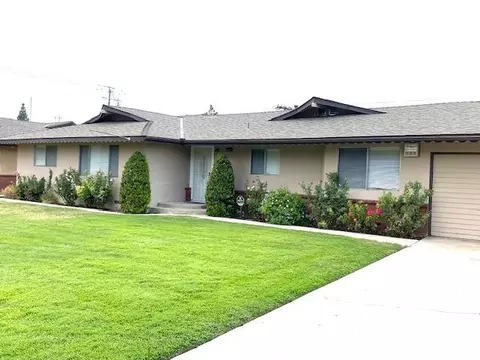 4913 E Townsend Ave, Fresno, CA 93727