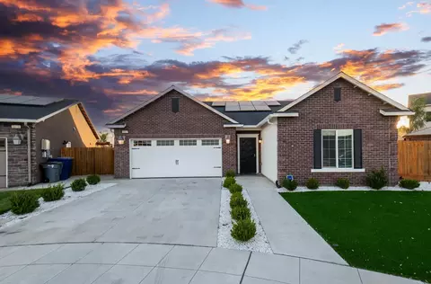 6084 E Garland Ave, Fresno, CA 93727