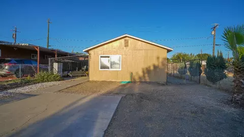 108 Becky Pease St, Kettleman City, CA 93239