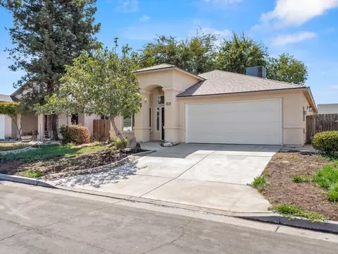 5625 W Morris Ave, Fresno, CA 93722