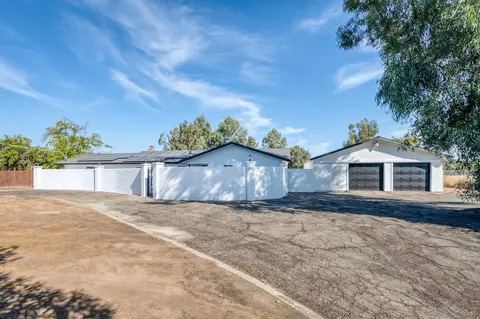 37521 Avenue 12, Madera, CA 93636