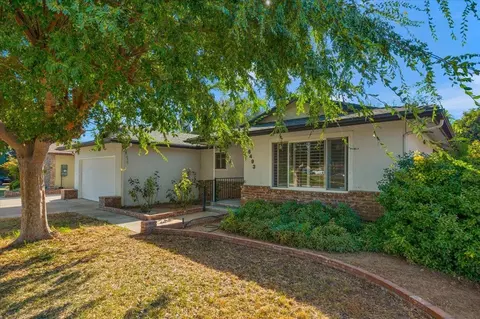 6493 N 1st St, Fresno, CA 93710