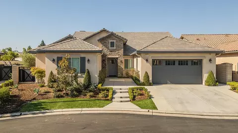 2015 E Pin High, Fresno, CA 93730