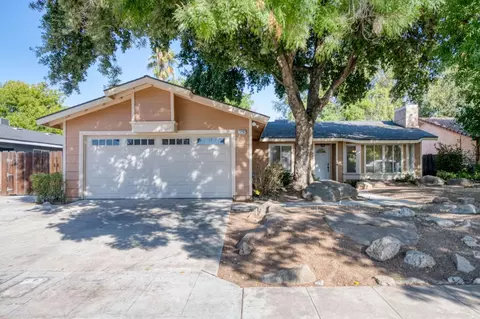 3792 N Forestiere Ave, Fresno, CA 93722