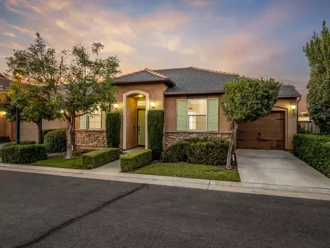 3665 Vermont Ln, Clovis, CA 93619 photo 1