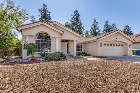 1857 E Lester Ave, Fresno, CA 93720