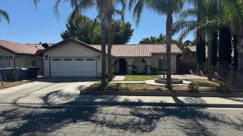 1116 E Lassen St, Avenal, CA 93204