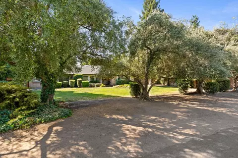 5424 E Lane Ave, Fresno, CA 93727